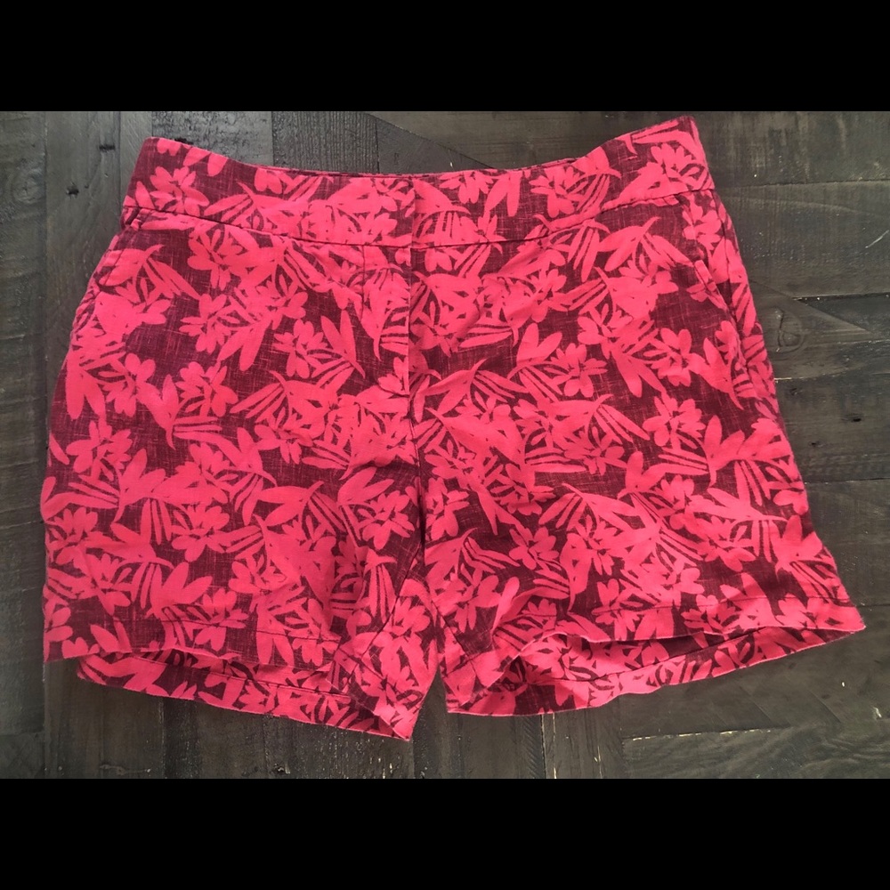 Tommy Bahama size 4 linen shorts